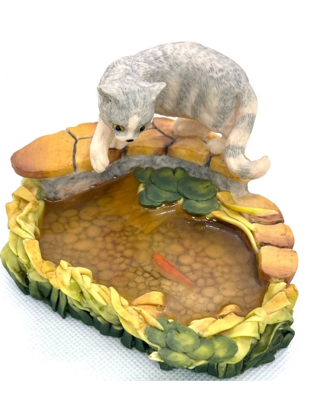 Cat Fishing Gold Fish Pond Kitty Aynsley MasterCraft Figurine UK England Vintage